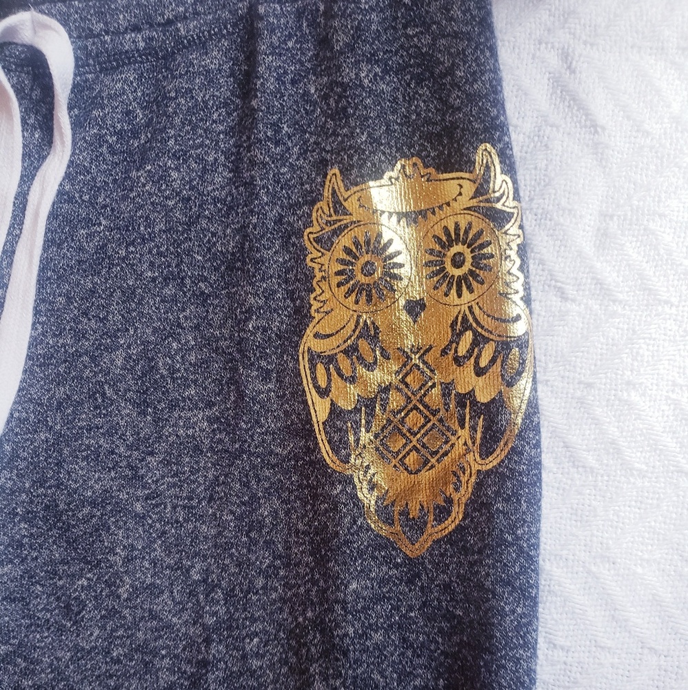 No Boundaries Owl Comfort Pants - Picture 4 of 5
